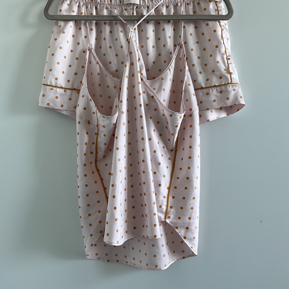 Victorias Secret silky silk feel pink with orange dot pajama set shorts tank - Picture 3 of 5